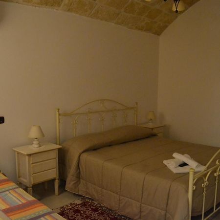 Al Borgo Antico Ristorante E B&B Crispiano Exteriör bild