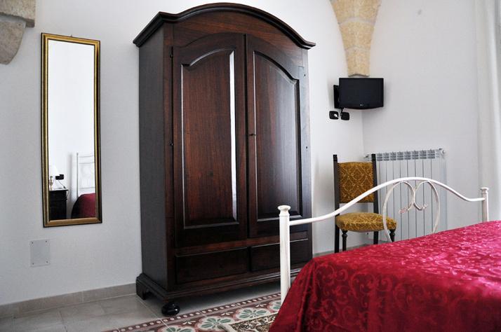Al Borgo Antico Ristorante E B&B Crispiano Exteriör bild